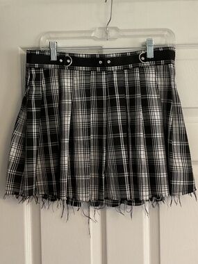 ✨Dolls Kill Wicked Dress Code Plaid Skirt Current Mood - size L